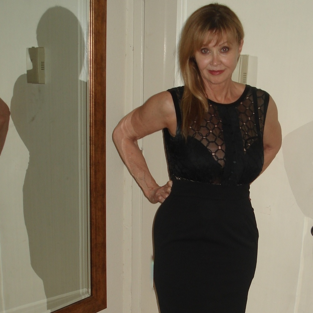 BCBG LBD Stretchy Sheath Sheer Eyelet Top Cocktail
